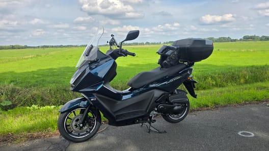 Subtiele Upgrade, Groot Effect: Witte Reflecterende Wielstickers